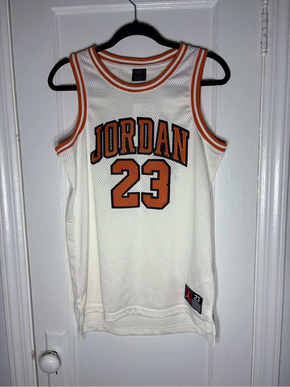 Jordan White & Orange 23 Mesh Basketball Kids Jersey 13-15 YRS